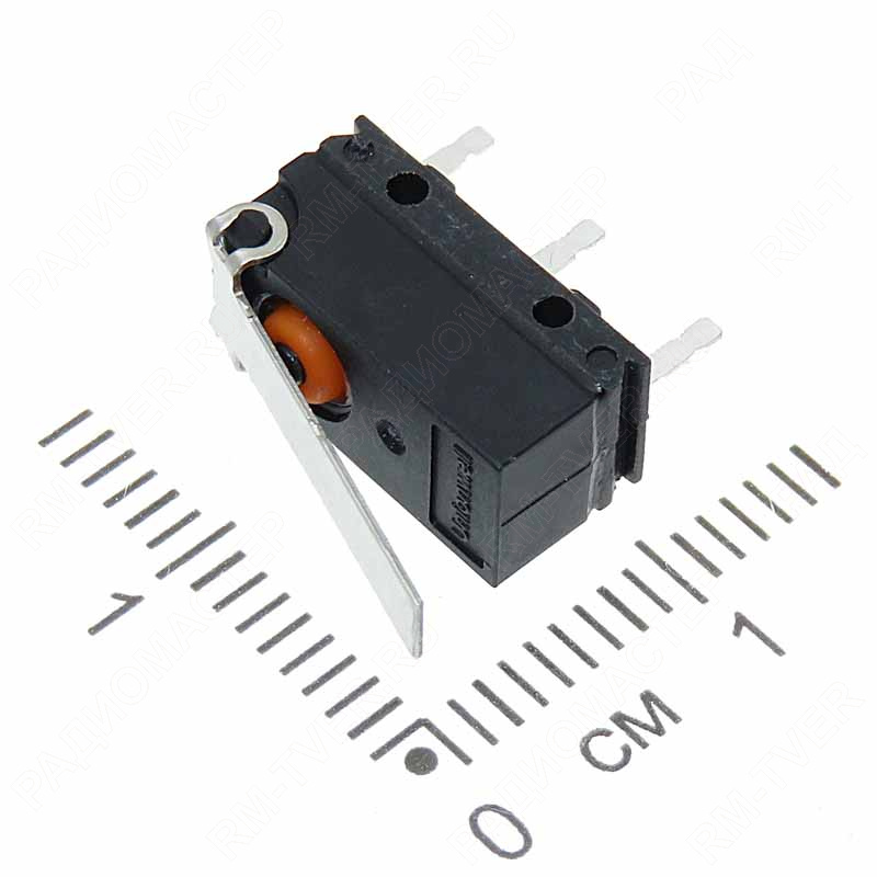 картинка Микропереключатель 13х6мм с пластиной IP65, 3 ноги, G10B03-150P03AU 38-0112, U=12V, I=3A, ON - ON бе от магазина "РадиоМастер"