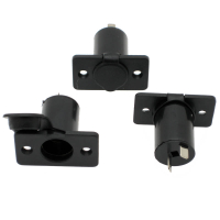 Фотография Гнездо автоприкуривателя в панель с заглушкой